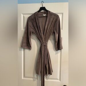 Splendid Short Soft Robe